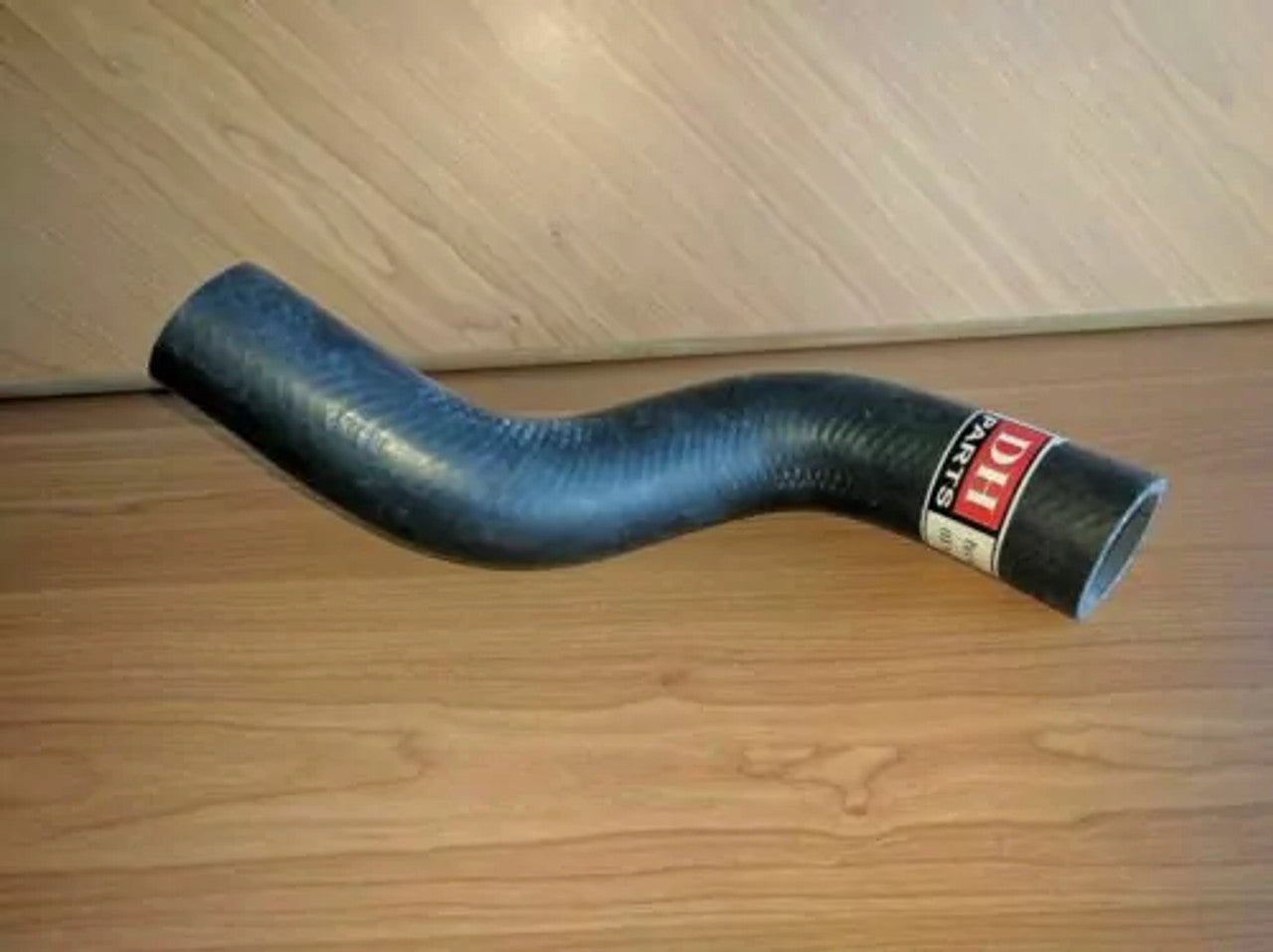 Radiator Hose Upper fits Toyota Land Cruiser HDJ100 HDJ80 HDJ81 HZJ105 HZJ80 TY731 View Front