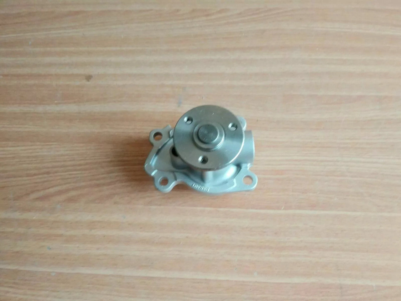 Water Pump fits Nissan Juke Dacia Duster Mercedes Citan Renault Captur Smart V3-145 View Rear