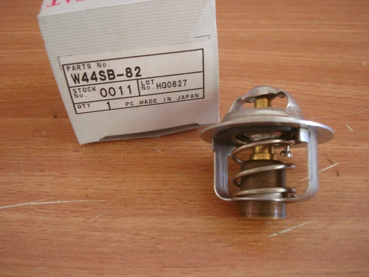Thermostat fits Subaru Justy Domingo Rex EF10 EF12 EN07 EN05 Nissan K10 MA10T W44SB-82 View Rear