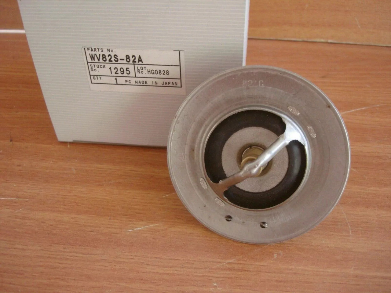 Thermostat fits Isuzu 6BD1 6BF1 6BG1 6BD1T WV82S-82A View Front