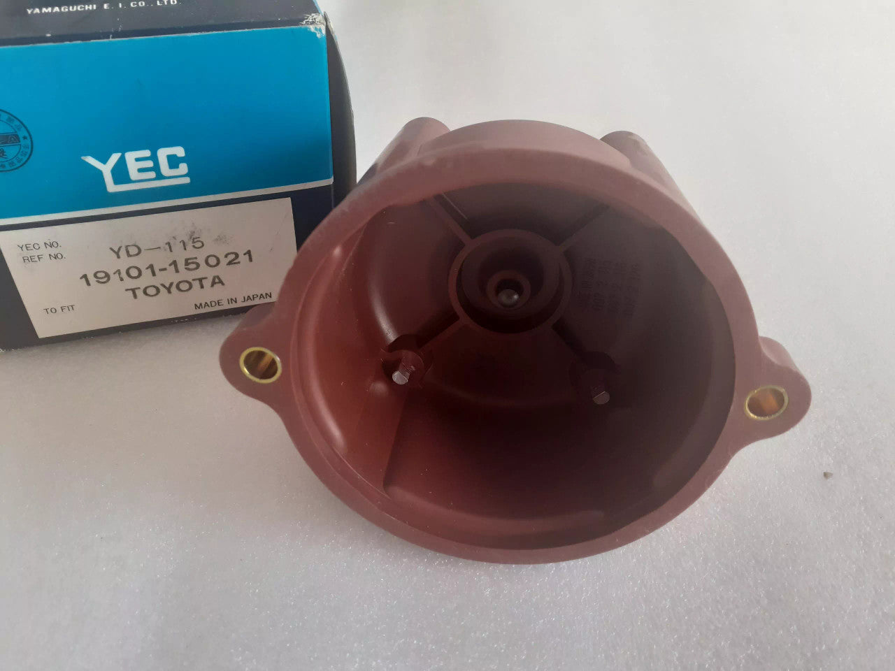 Distributor Cap fits Toyota Carina Corolla Corona Sprinter Trueno Tercel 4A YD115 View Rear